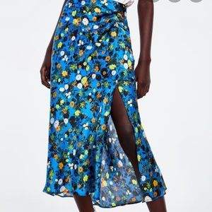 Zara | Skirts | Zara Blue Satin Floral Skirt | Poshmark